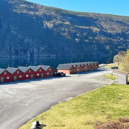 19 Person In Josenfjorden-by Traum Feriehus