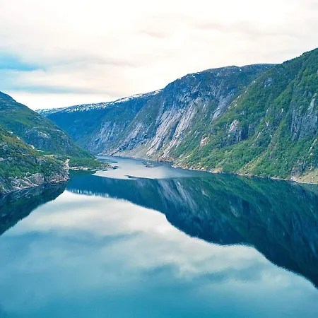 19 Person In Josenfjorden-by Traum Feriehus *